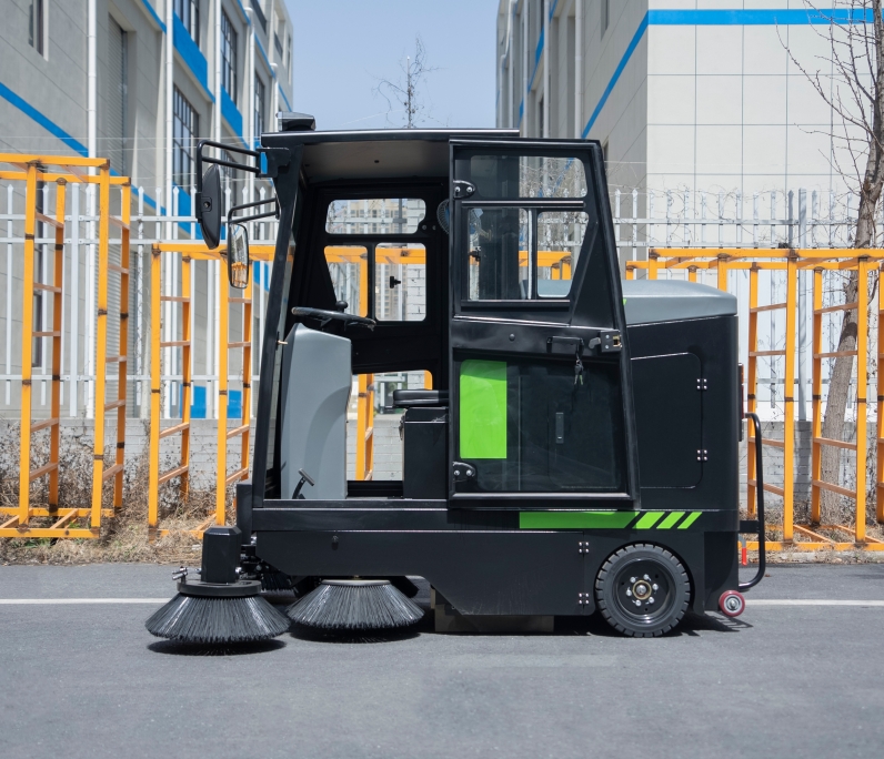 Power Outdoor - เครื่องกวาดพื้นไฟฟ้าคุณภาพดีที่สุด ใช้พลังงานแบตเตอรี่ สำหรับกวาดพื้นกลางแจ้ง