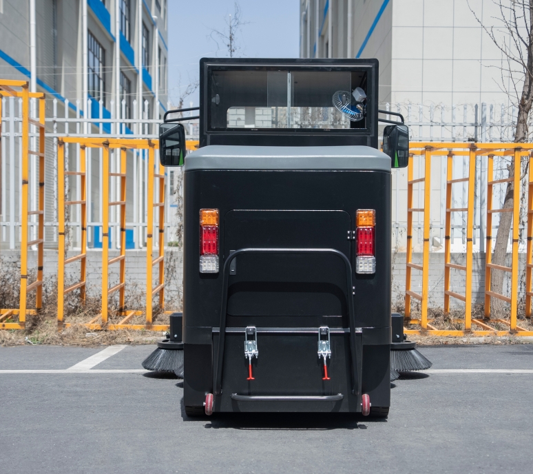 เครื่องกวาดพื้นไฟฟ้าคุณภาพดีที - Power Outdoor บทวิจารณ์และราคา